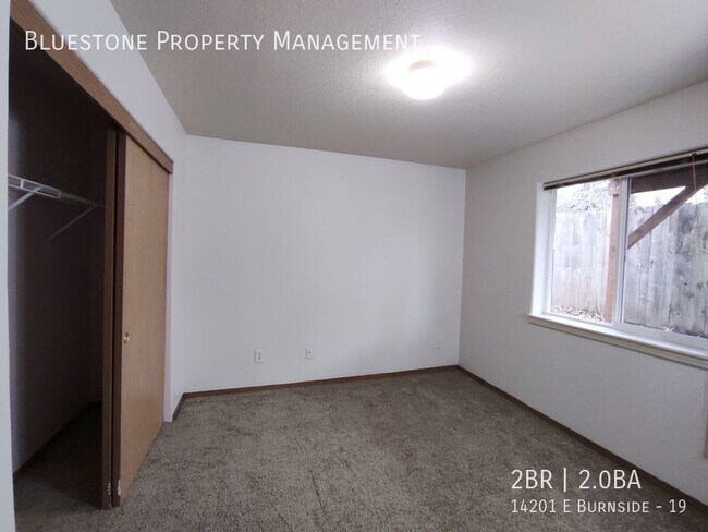 Foto del edificio - Two bedroom two bathroom coming soon! $500...