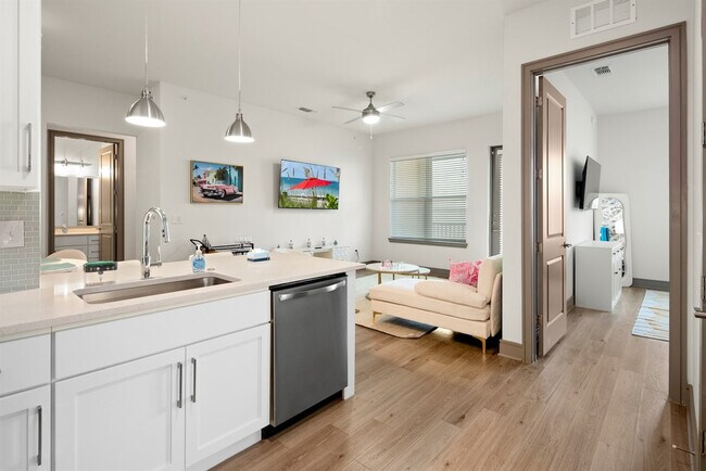 Foto del edificio - 8890 Founders Square Dr