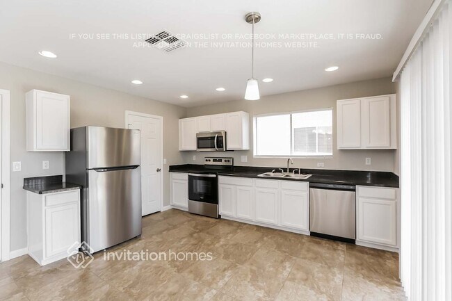 Building Photo - 1429 S Crossbow Ct