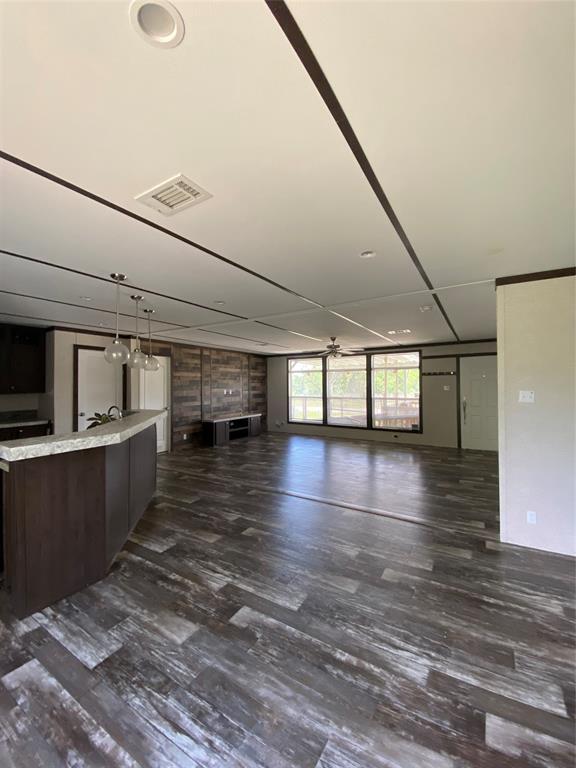 Building Photo - 304 Rd 5242