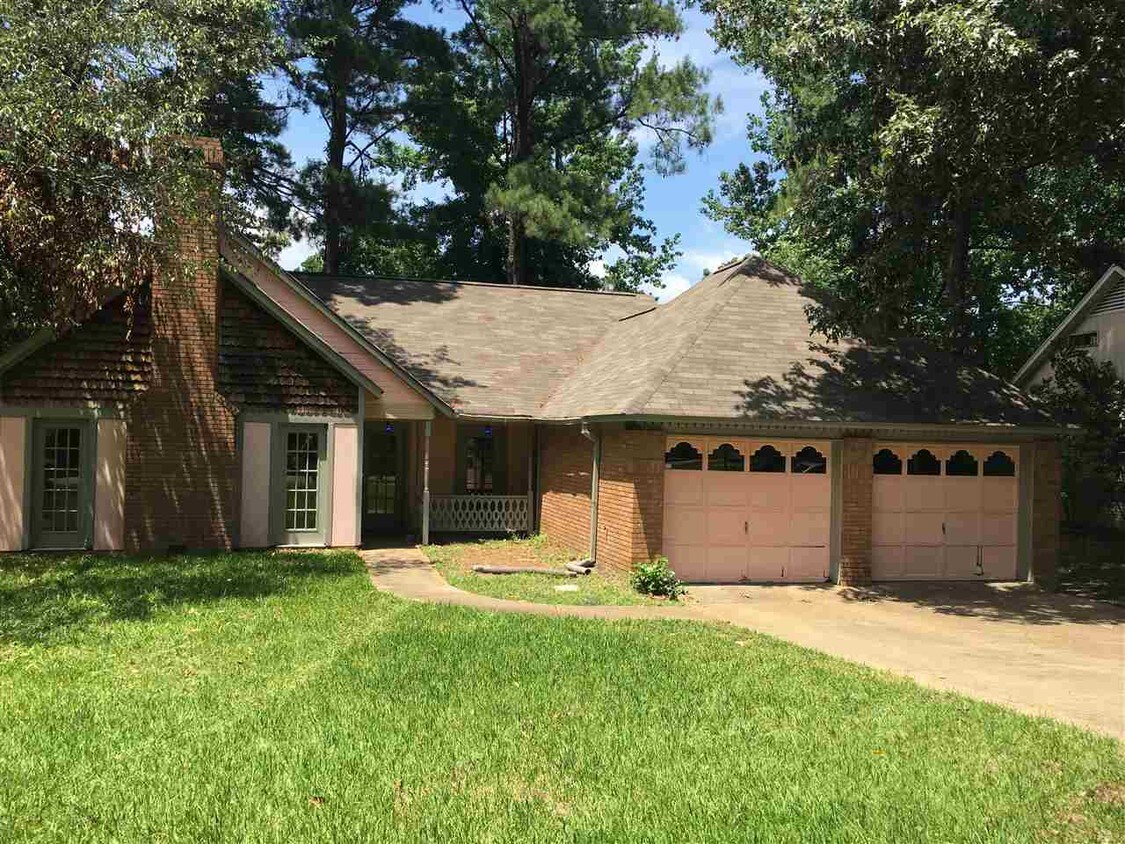 Primary Photo - 1708 Rosemont Cir
