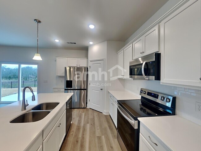 Foto del edificio - 1231 Livengood Wy