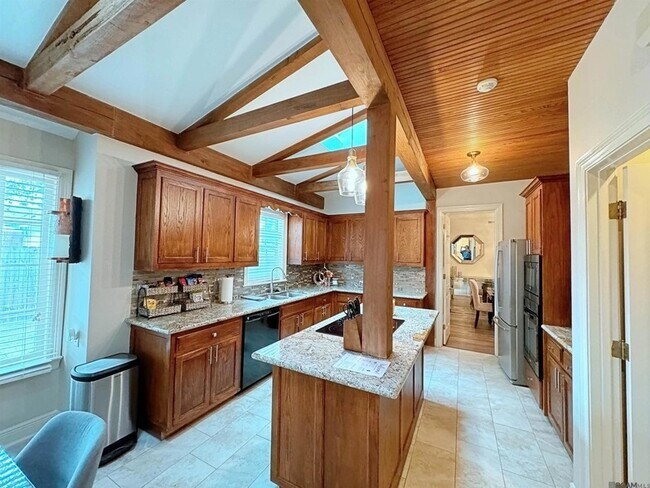 Foto del edificio - 11831 Thornberry Ln