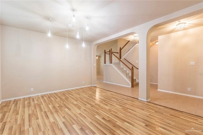 Foto del edificio - 900 N 51st St