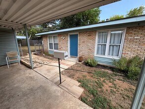 Building Photo - 6506 Linda Ln