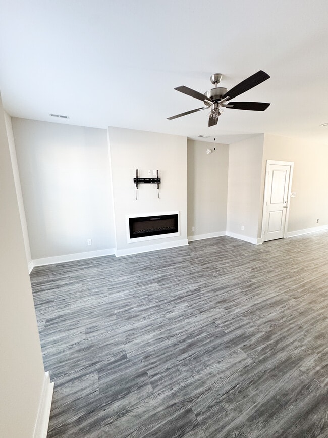 Foto del edificio - 19 Cuddington Ln