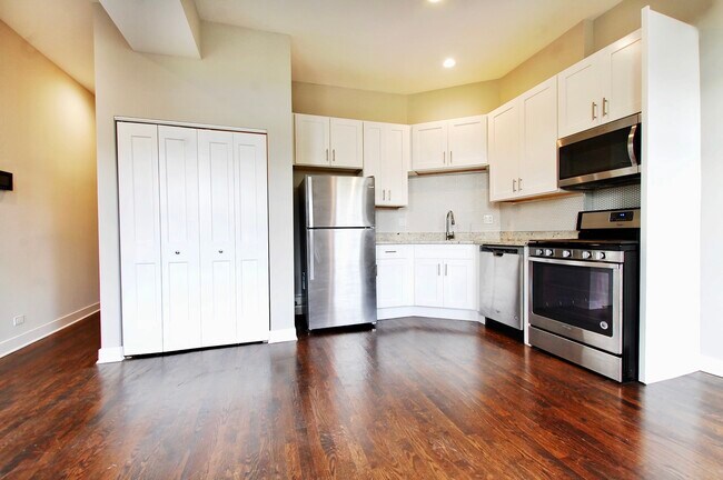 Foto del edificio - 1854 W 18th St