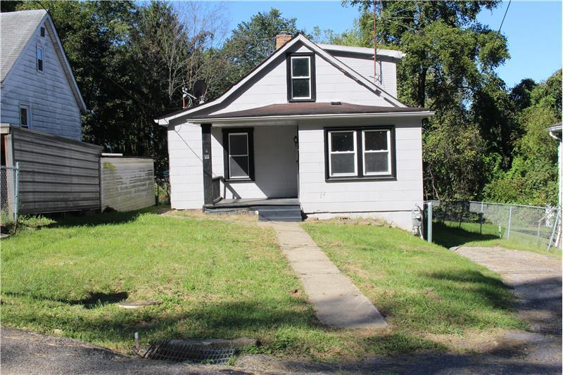 111 Floyd St, Wintersville, OH 43953 House for Rent in Wintersville