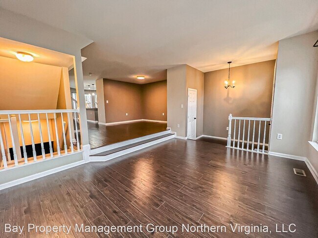 Building Photo - 3 br, 2 bath House - 14610 Rainy Spring Ln