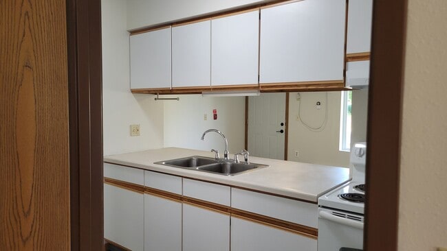 Foto del edificio - 617 9th St N