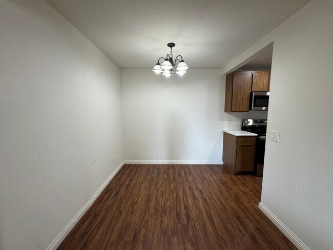 Foto del edificio - 1Bd/1Ba Condo in Gated Huntington Beach Co...