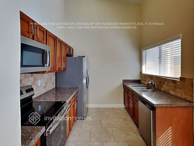 Building Photo - 11320 N 82nd Ave