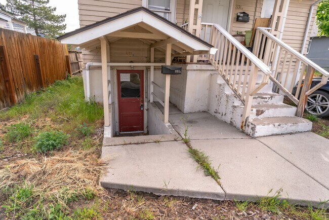 Building Photo - 331 Malaga Ave