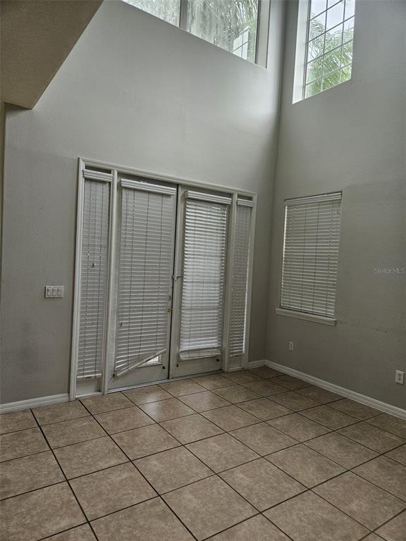 Foto del edificio - 2461 Chatham Pl Dr