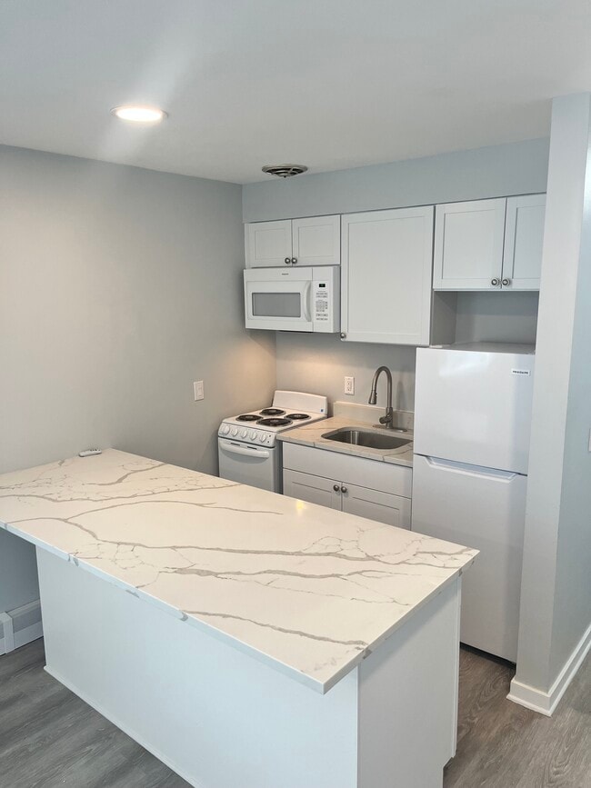 1220-01 - Wyndham Hill Apartments