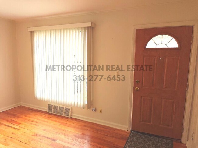 Building Photo - 1409 Royal Ave