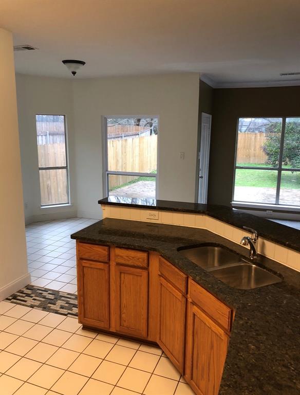 Building Photo - 7018 Echo Lake Ct