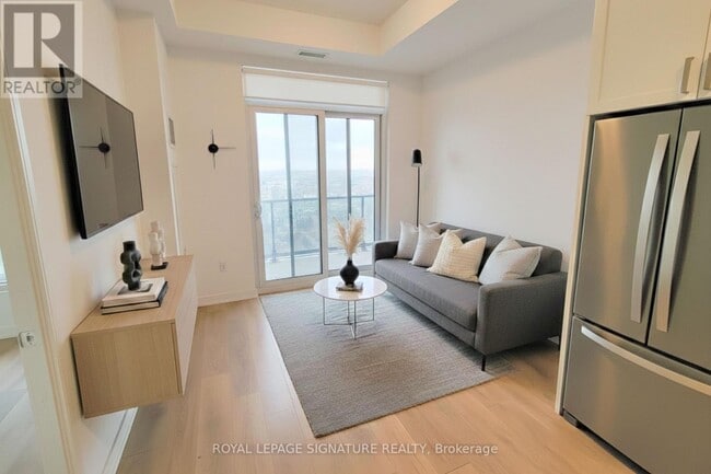 Building Photo - 8 Nahani Way