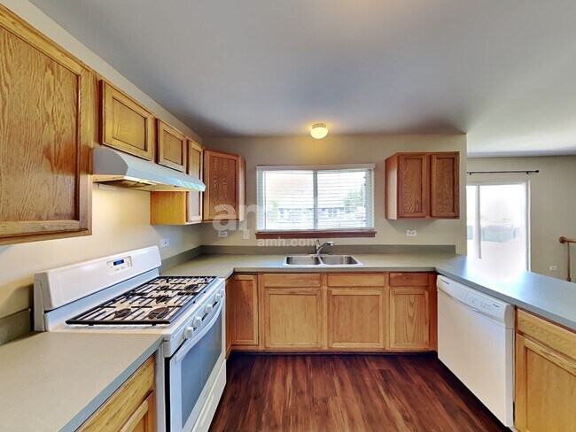 Foto del edificio - 506 Heintz Drive