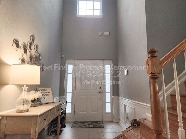 Building Photo - 3857 Lionheart Dr