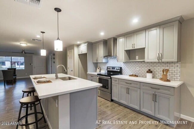 Building Photo - 3431 E Acoma Dr