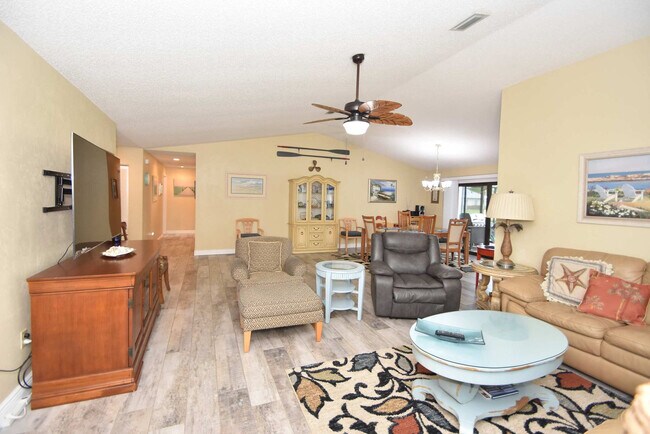 Foto del edificio - 3 Cherokee Ct W