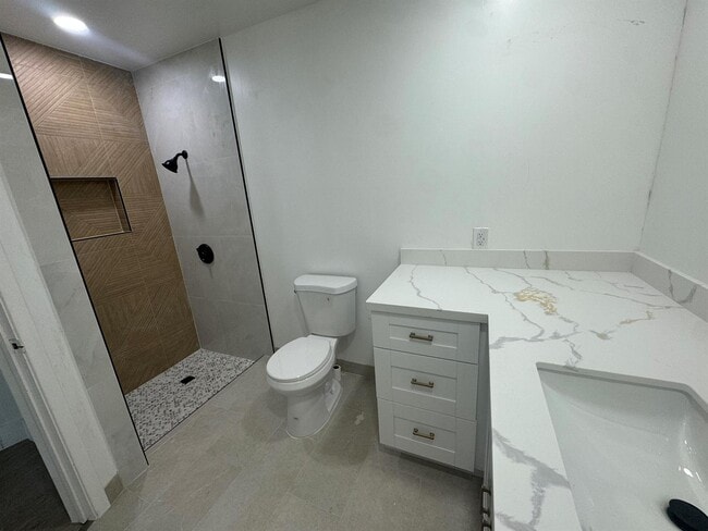 Foto del edificio - 6260 SW 6th St