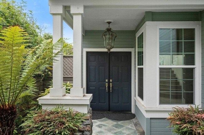 Foto del edificio - 142 Monaco Dr