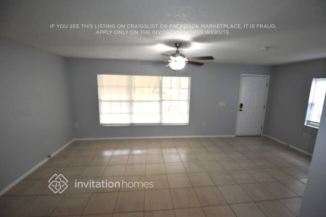 Foto del edificio - 1117 W Knollwood St