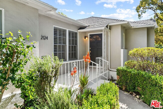 Foto del edificio - 2124 Hillsboro Ave