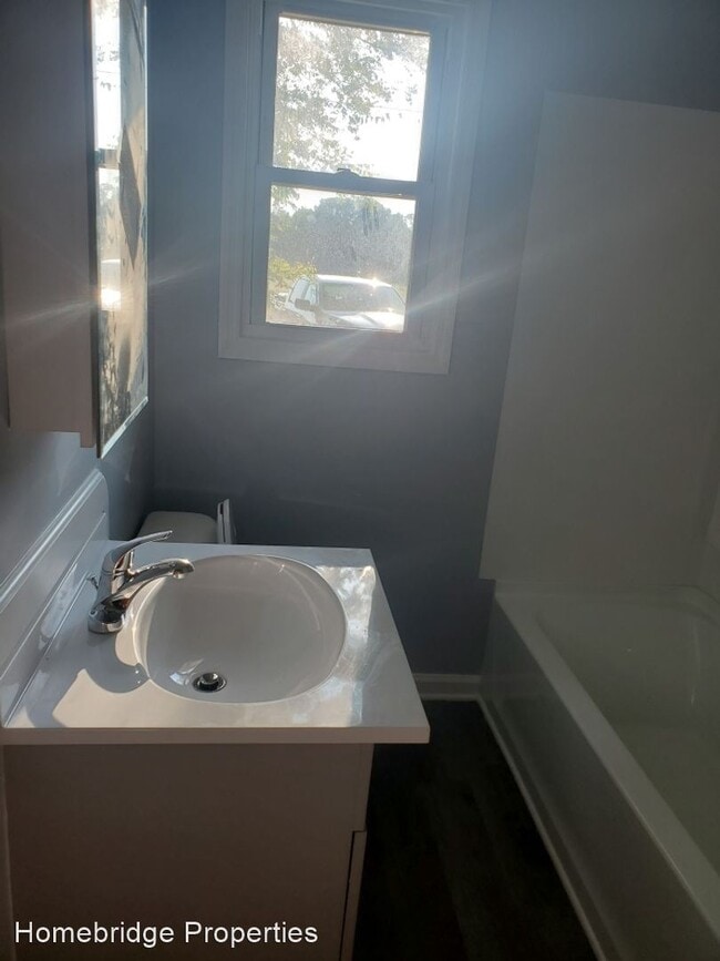 Building Photo - 1 br, 1 bath House - 30031 Bankston Rd
