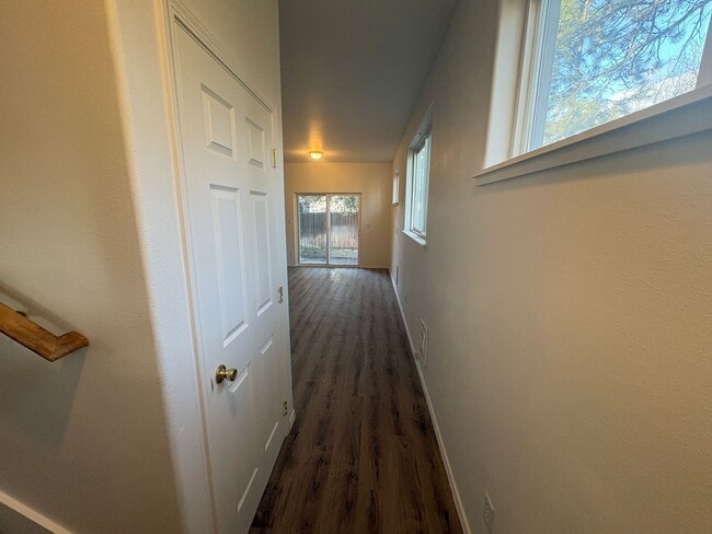 Building Photo - ALL NEW FLOORING, PAINT, APPLIANCES! FENCED YARD, CLOSE TO OLD MILL!
