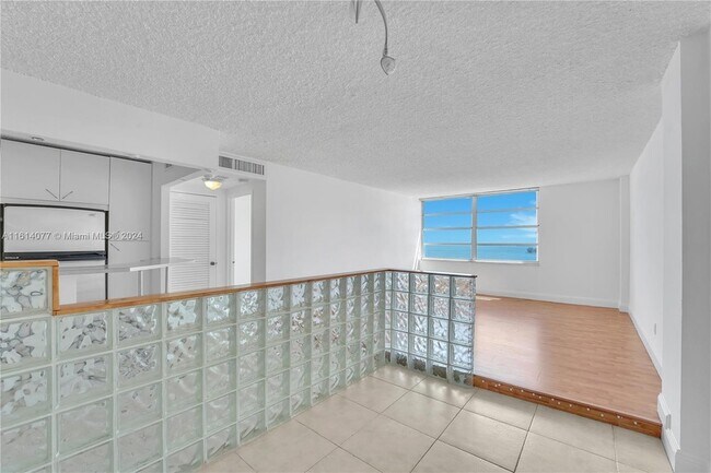 Foto del edificio - 150 SE 25th Rd