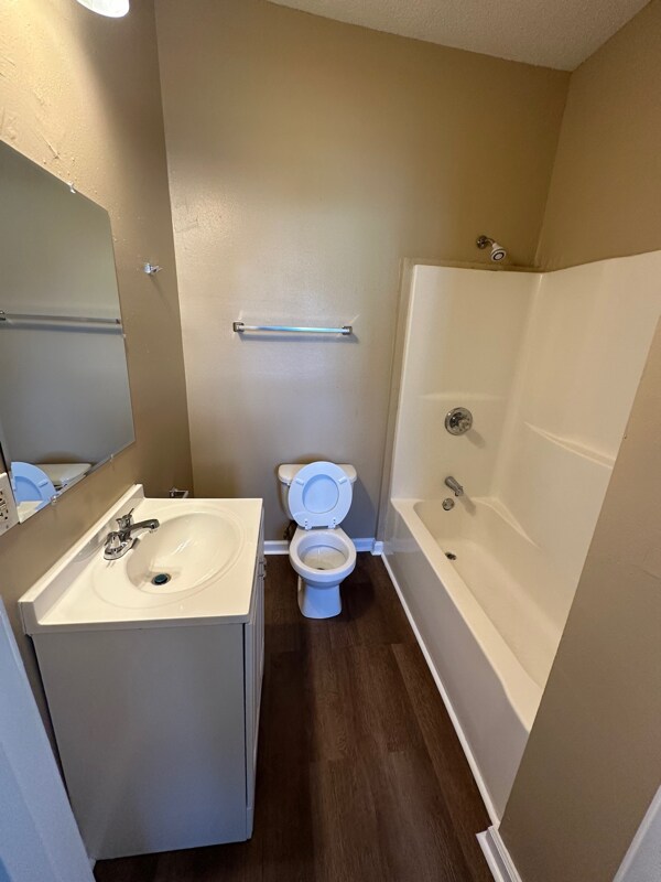 Building Photo - 2513 N Galvez St