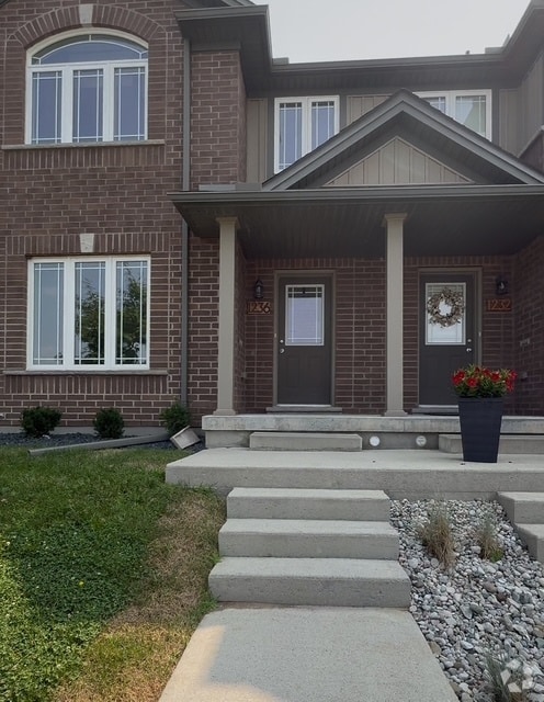 Building Photo - 1236 Riverbend Rd
