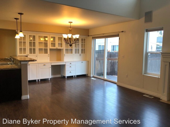 Building Photo - 3 br, 2.5 bath House - 307 Skwentna Drive #16