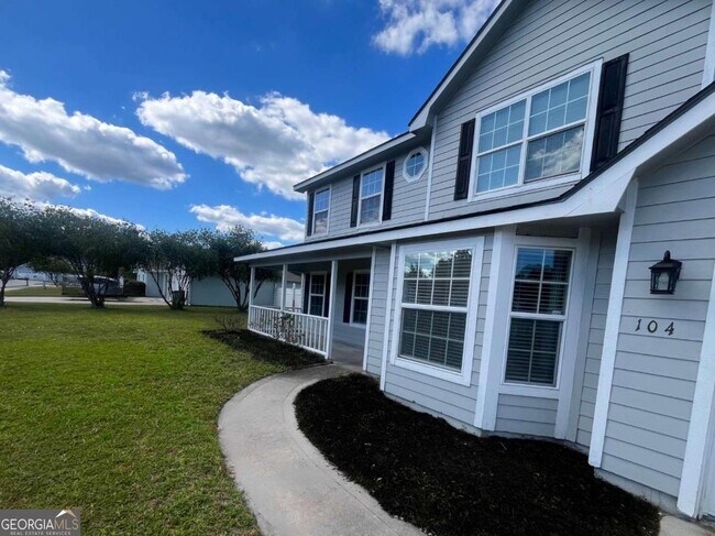 Building Photo - 104 Sugar Maple Way