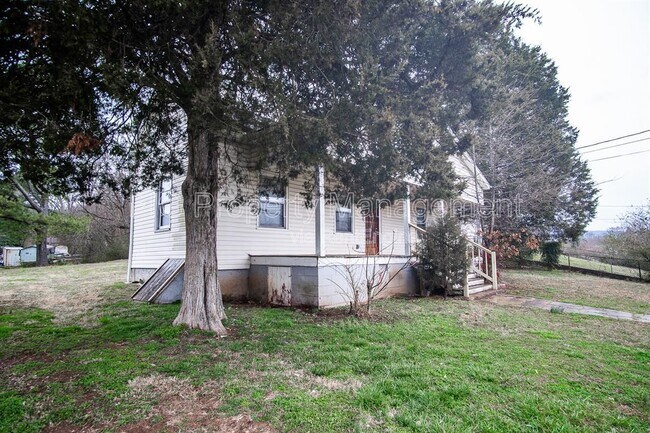 Foto del edificio - 521 N Chamberlain Ave