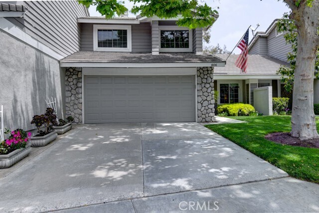 Building Photo - 806 S Amber Ln