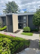 Building Photo - 315 Neponset St