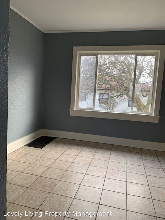 Foto del edificio - 3 br, 2 bath House - 602 S. Cedar St.
