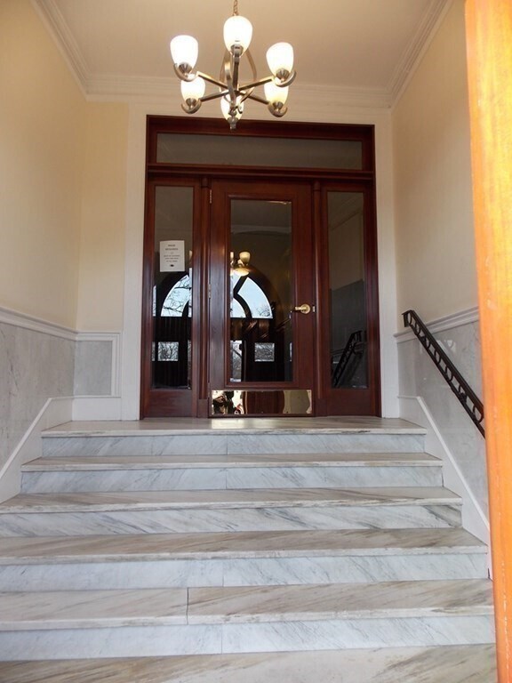 Foto del edificio - 61 Park Dr