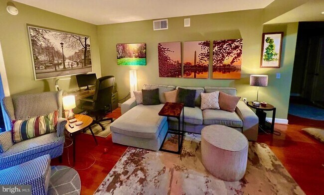 Foto del edificio - 1117 10th St NW