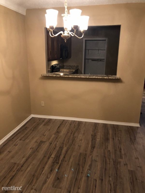 Building Photo - 3 br, 2 bath Townhome - 522 Oakridge Dr