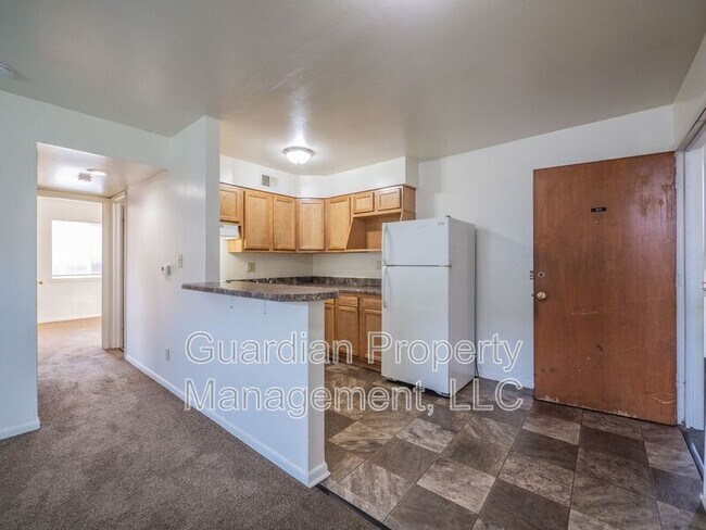 Foto del edificio - 1115 N College Dr