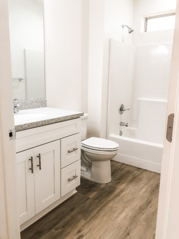 Foto del edificio - 5848 Black Olive Dr