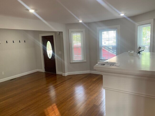 Foto del edificio - 316 Concord Ave