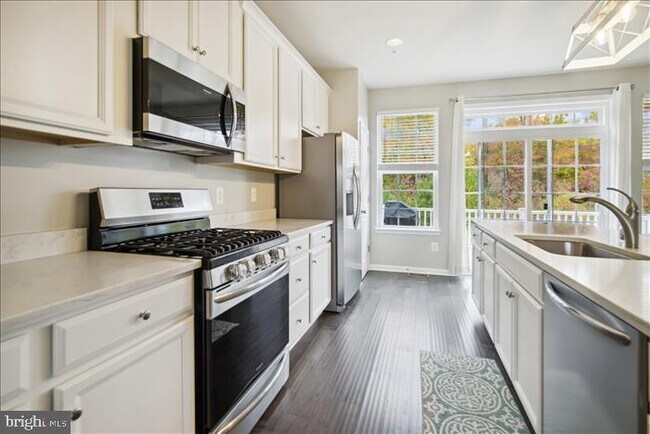 Foto del edificio - 23123 Azalea Ln