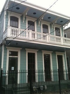 Primary Photo - 2030 Baronne St