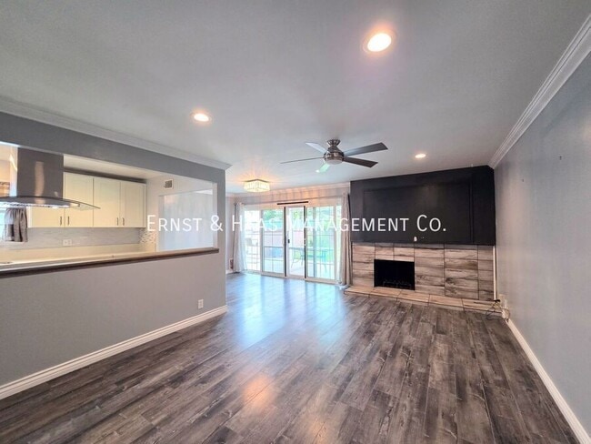 Building Photo - 8131 San Mateo Cir